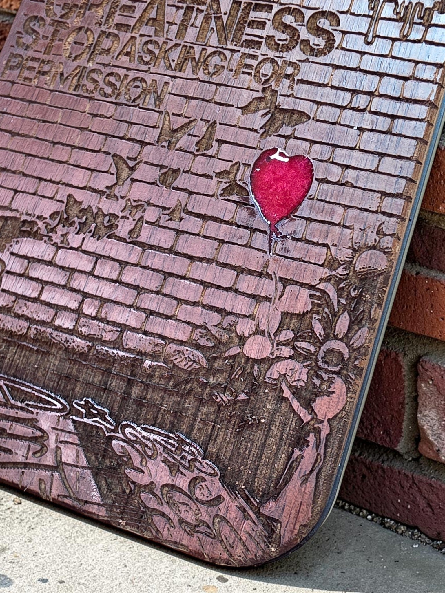 Greatness Street Art Walnut Veneer Phone Case with Red Resin Heart – iPhone 17 Pro & 17 Pro Max