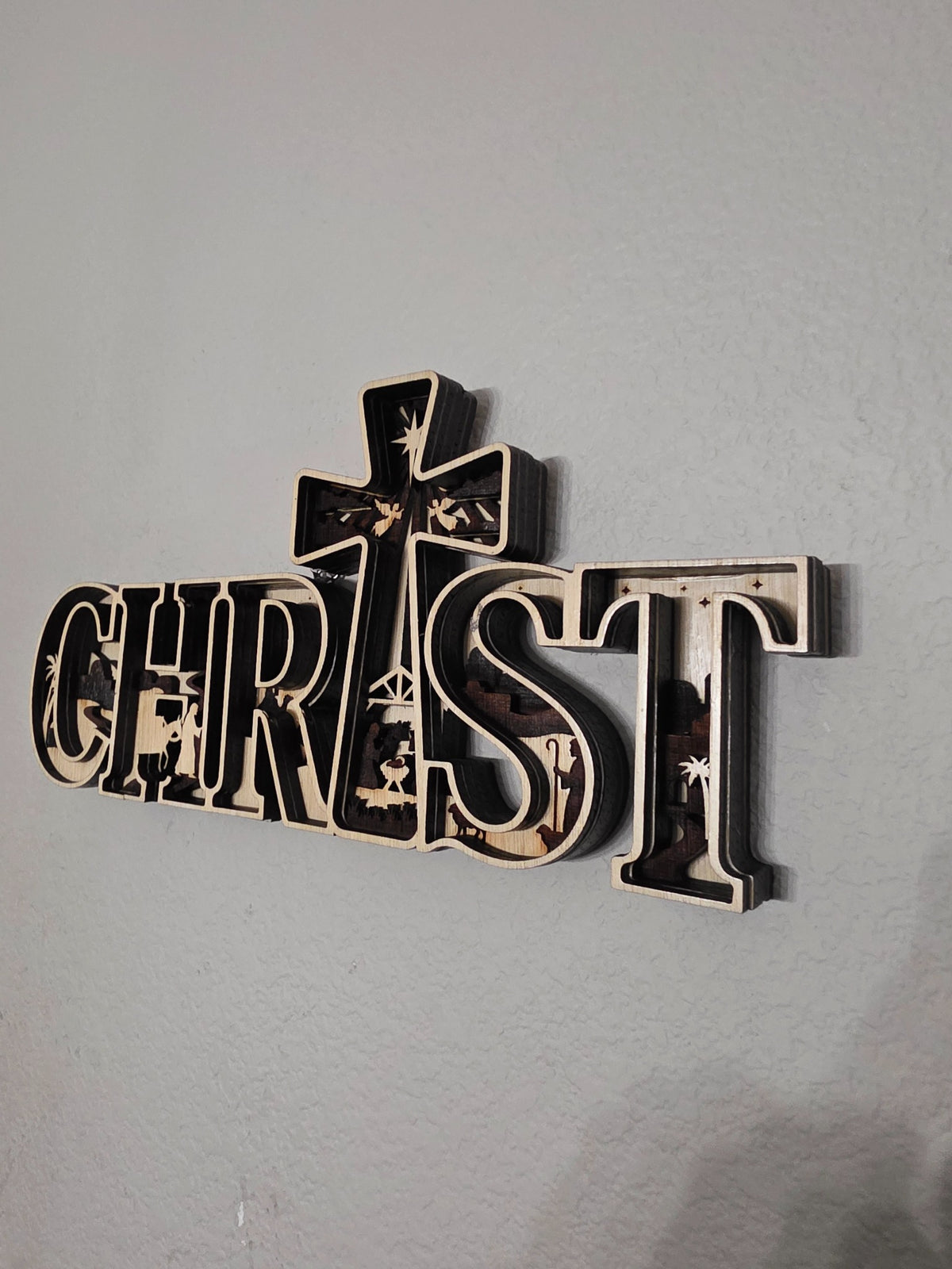 Right angle of CHRIST nativity layered wood Christmas decor